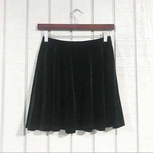 Foreign Exchange Velvet Skirt Size Small